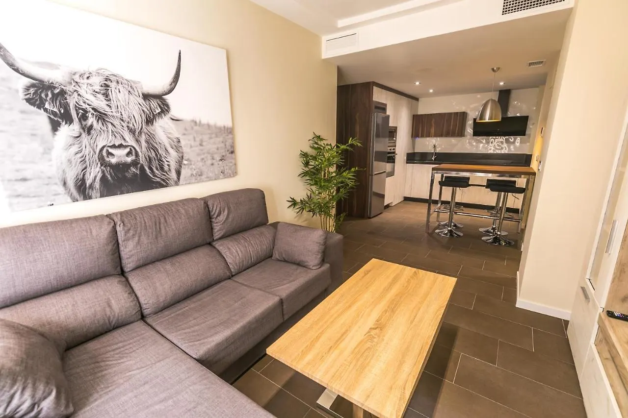 Apartamento Centrico Y Moderno Con Piscina Y Parking Jaén